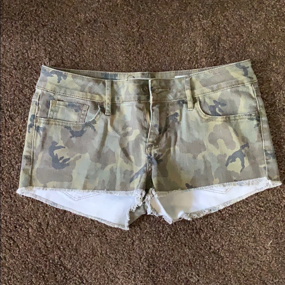 Bullhead Denim Camo Shorts